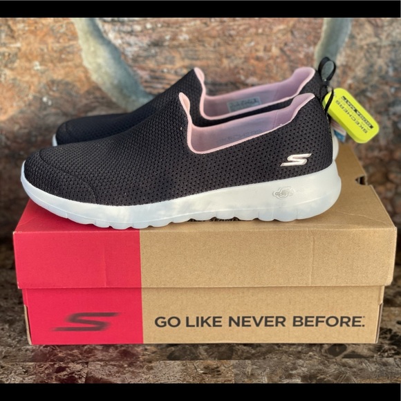 Skechers GOwalk Joy - Admirable Walking Sneakers - Picture 11 of 12